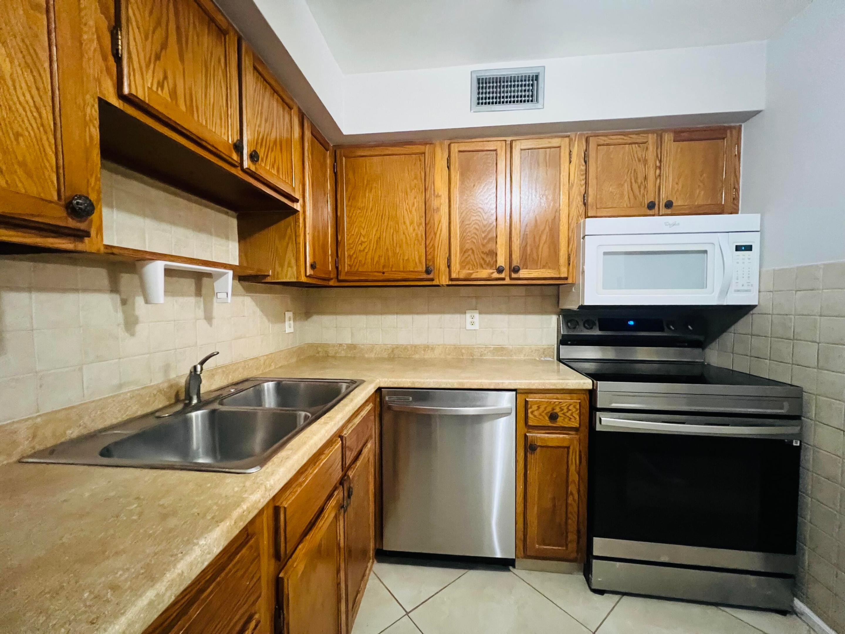 BENT TREE GARDENS WEST CONDO - Residential Lease