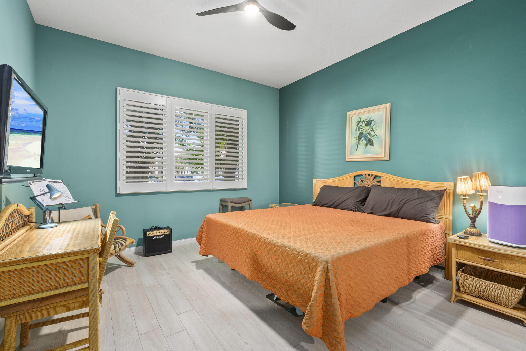 HARBOUR ISLE AT HUTCHINSON ISLAND WEST, A CONDOMIN - Residential