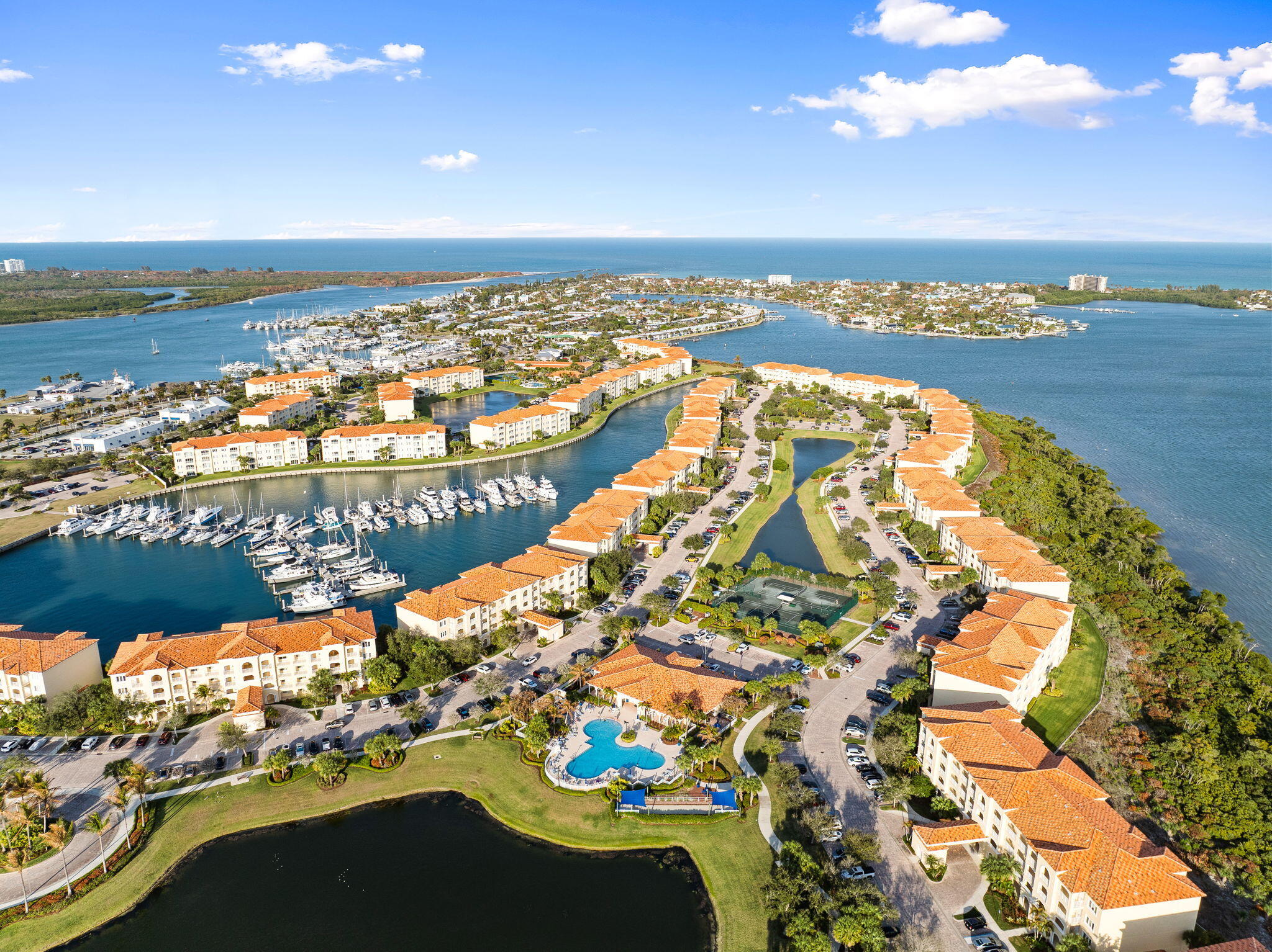 HARBOUR ISLE AT HUTCHINSON ISLAND WEST, A CONDOMIN - Residential