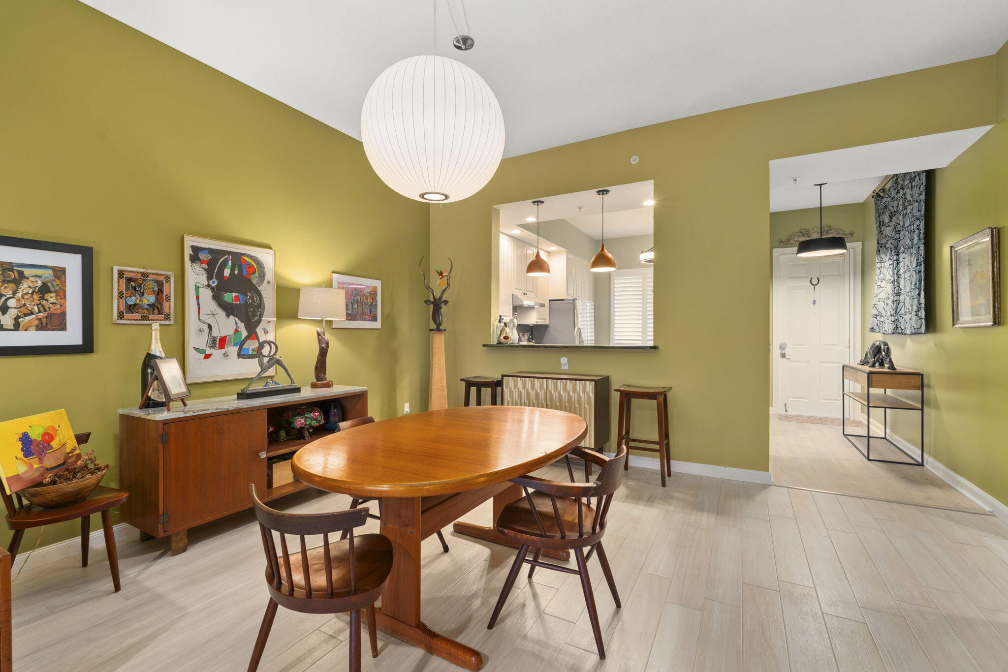 25 Harbour Isle Drive W 101