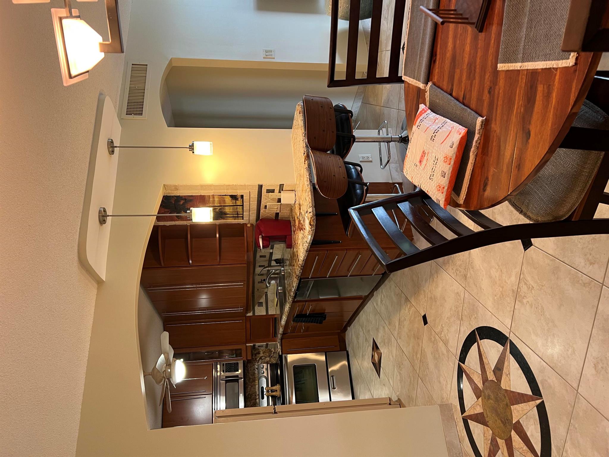 MAYAN TOWERS CONDO I - Residential Lease