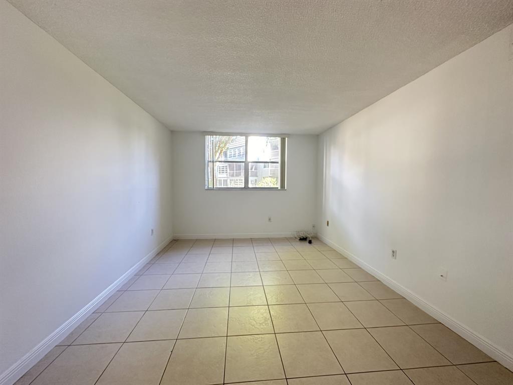 Lime Bay Condo 8 - Residential Lease