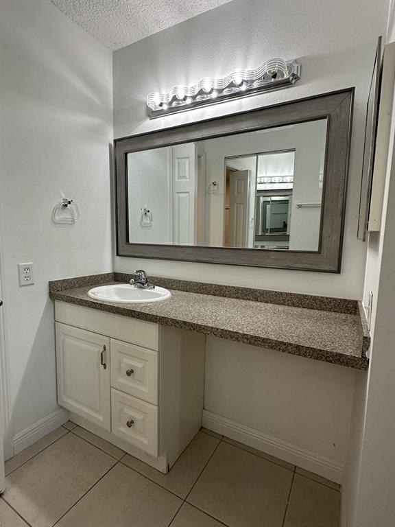 Lime Bay Condo 8 - Residential Lease