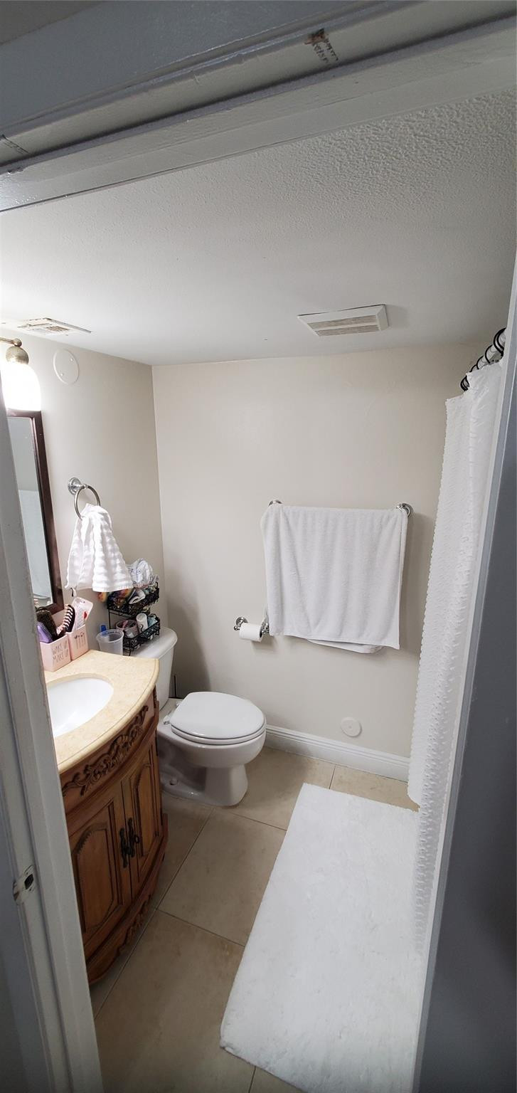 SUN VISTA GARDENS CONDO - Residential Lease