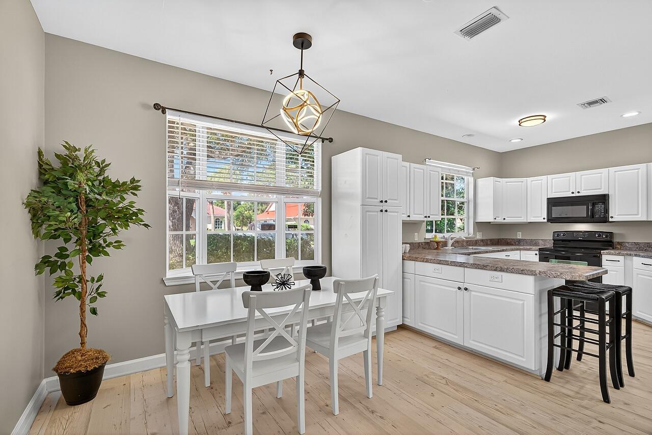 WALKER'S GLEN UNIT 2 - Residential