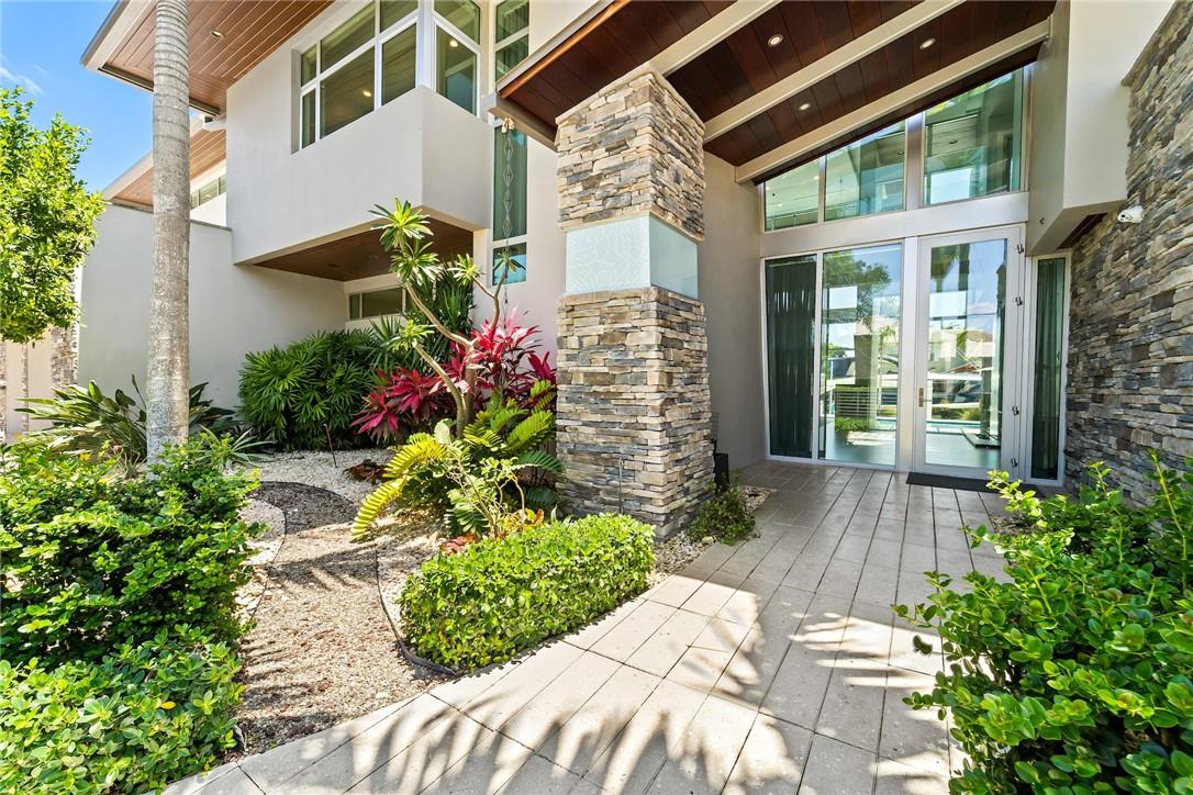 SANTA BARBARA SHORES - Residential