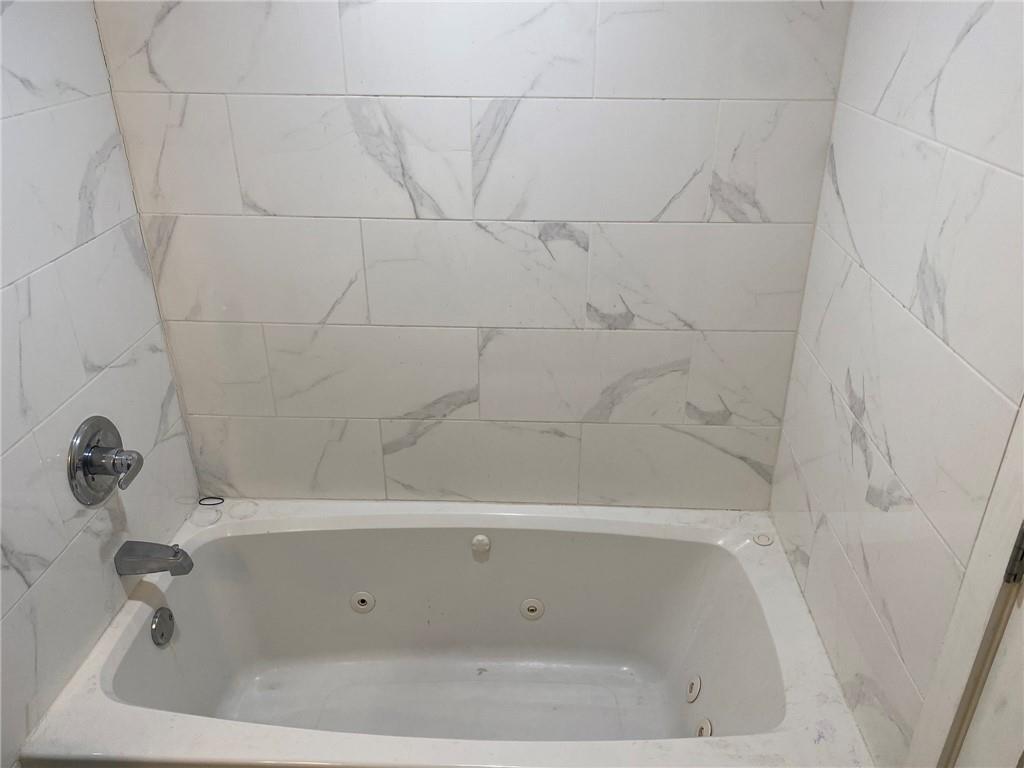 Tennis Club II - Residential