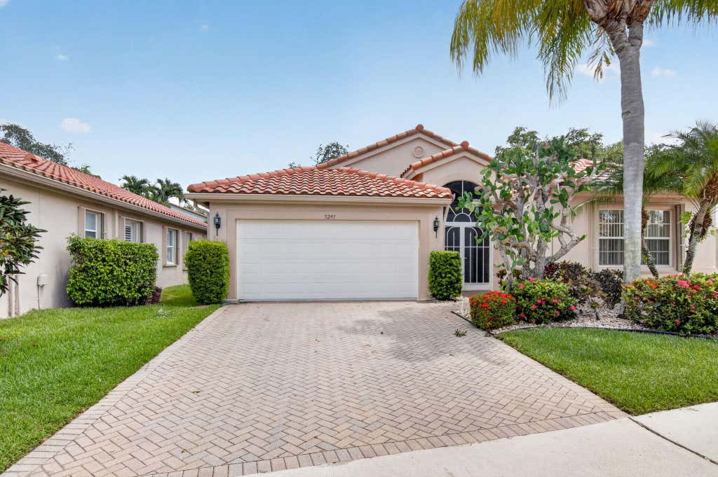 Photo of 5293 Grey Birch Lane, Boynton Beach, FL 33437 (MLS # B26043247)