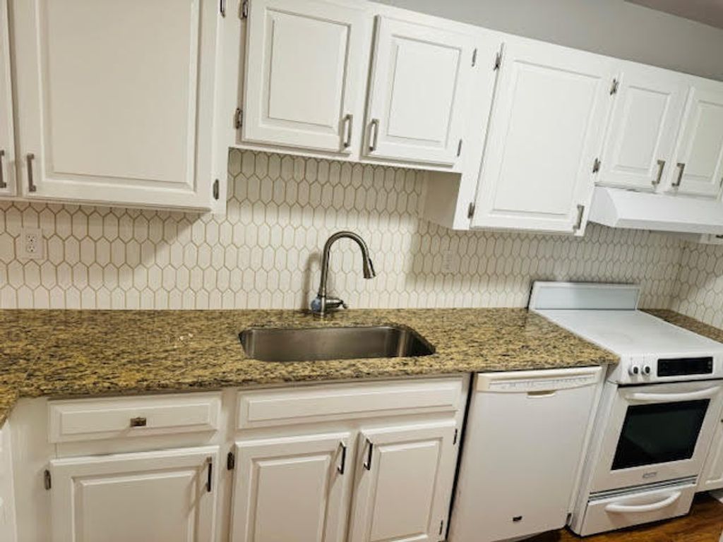 Photo of 1501 SE Colchester Circle, Port Saint Lucie, FL 34952 (MLS # R10958604)