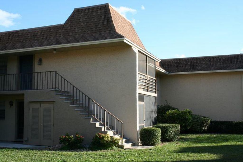 Photo of 1301 NW 12th Avenue #413a, Boca Raton, FL 33486 (MLS # R11095492)