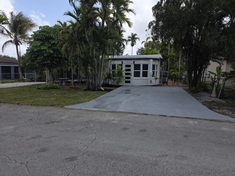 554 NW 102nd Street Miami FL 33150