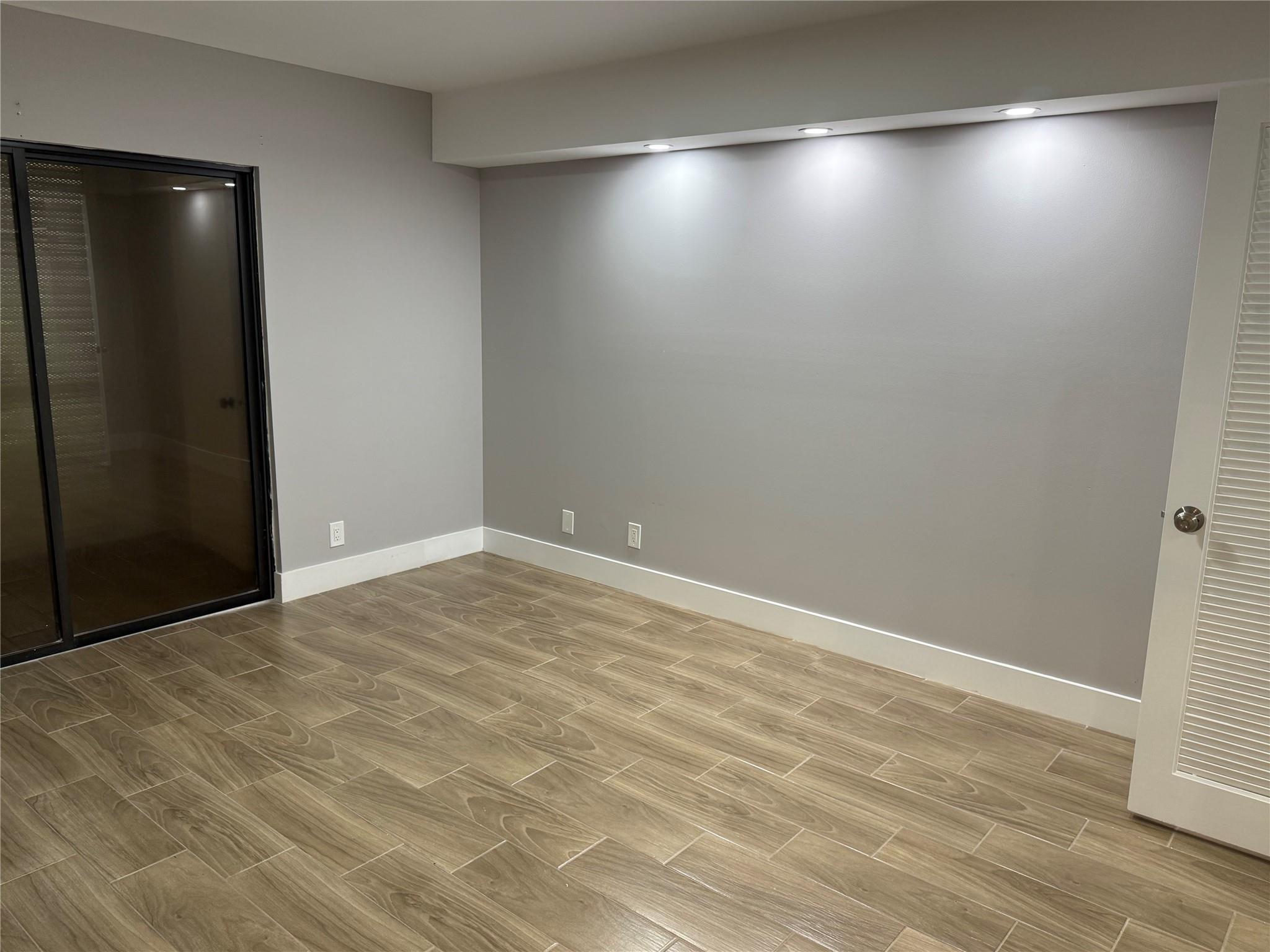 ROSEHILL CONDO - Residential Lease