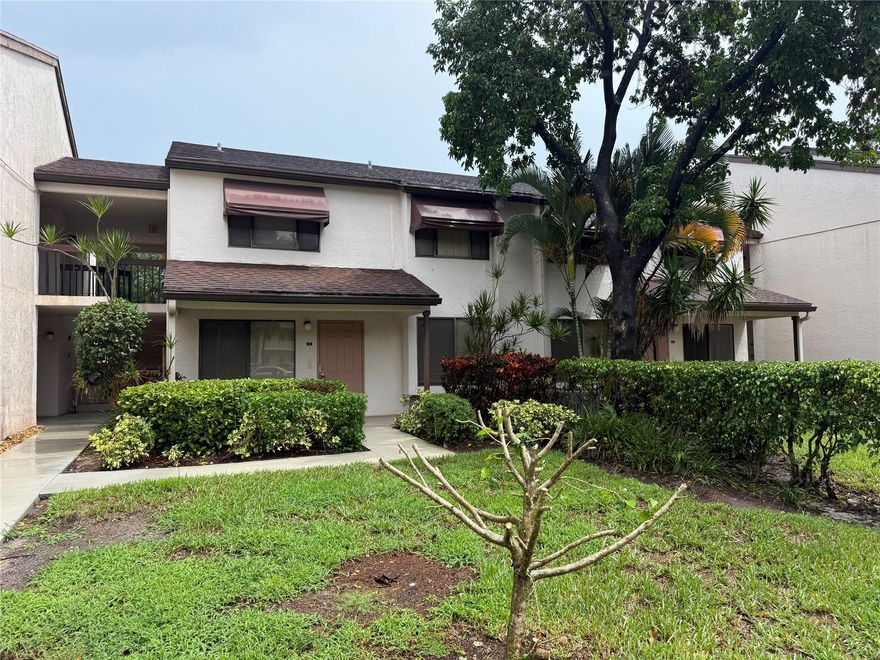 This is one of the nicer units in the community, and it shows even better in person. It’s easy to view—just call or text the listing agent for the lockbox code and to be added at the gate. The home is located in a well-kept gated 55+ community and has been fully updated with modern finishes, stainless steel appliances, quartz countertops, new bathrooms, and updated flooring. Residents enjoy access to two pools, a hot tub, pickleball and tennis courts with a pro on-site, plus a hair and nail salon, movie nights, and occasional live entertainment. The community has a relaxed, active atmosphere with plenty to do.