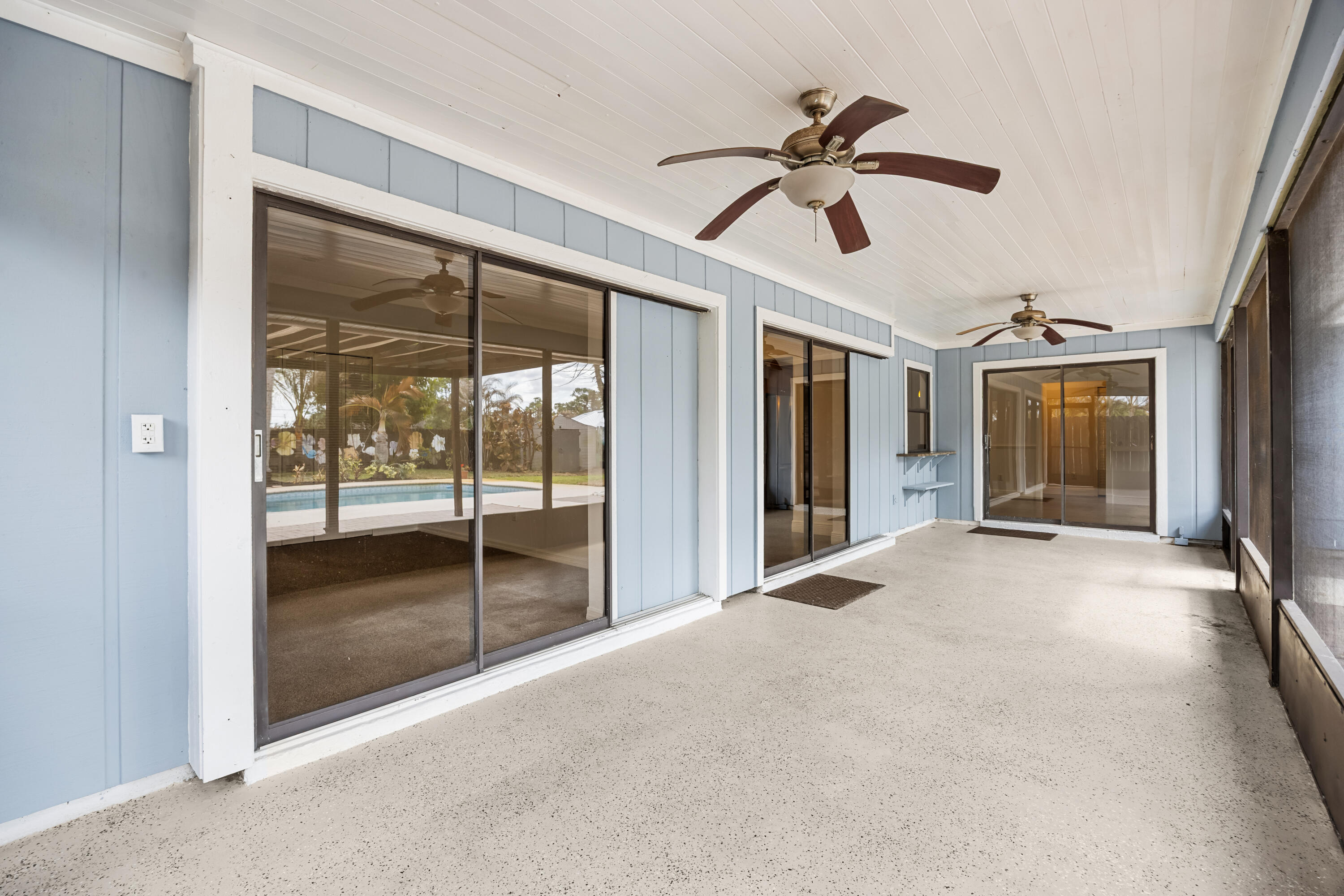 PORT ST LUCIE SECTION 33 - Residential