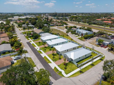 Tiny photo for 1022 Miami Boulevard, Delray Beach, FL 33483 (MLS # B26035308)