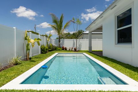 Tiny photo for 1022 Miami Boulevard, Delray Beach, FL 33483 (MLS # B26035308)