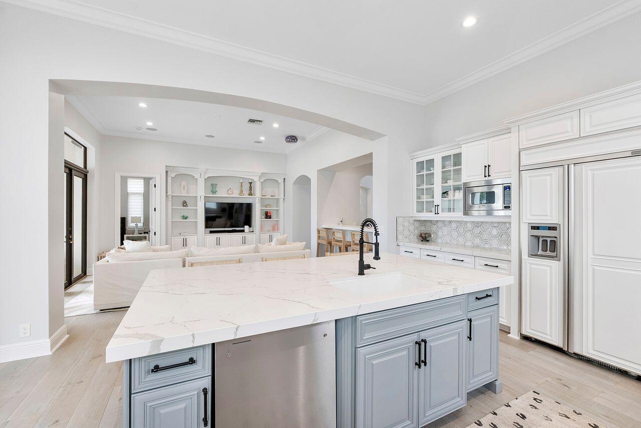 PARKLAND GOLF AND COUNTRY CLUB - Residential