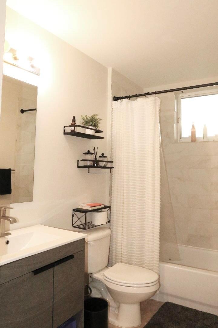 ARISSA PLACE CONDO - Residential