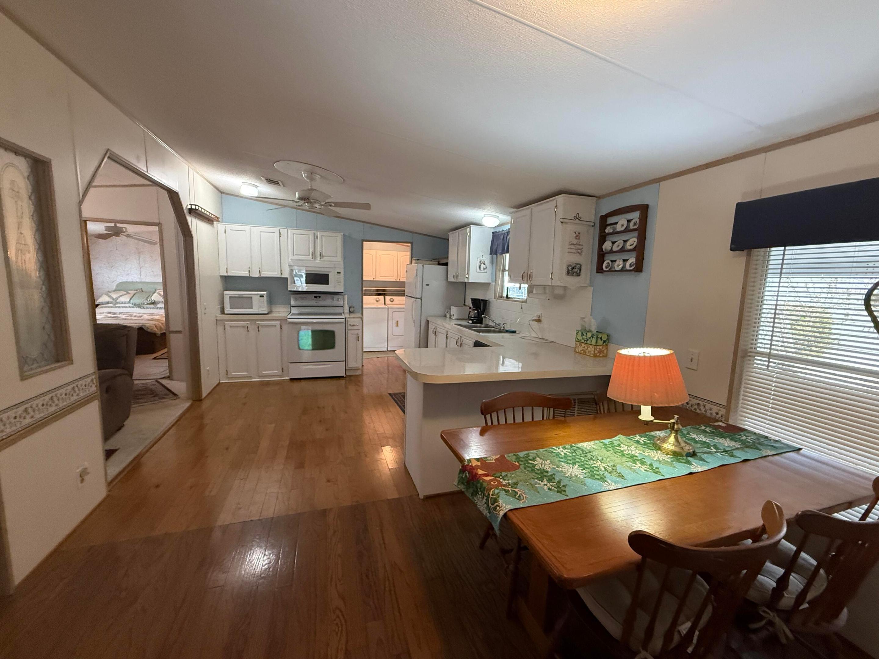 RIDGEWAY - Residential