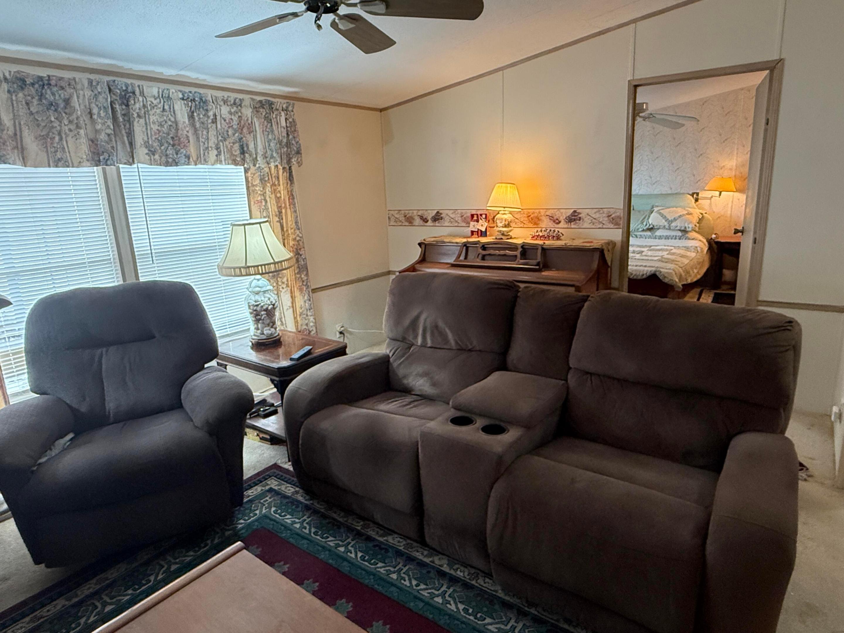 RIDGEWAY - Residential