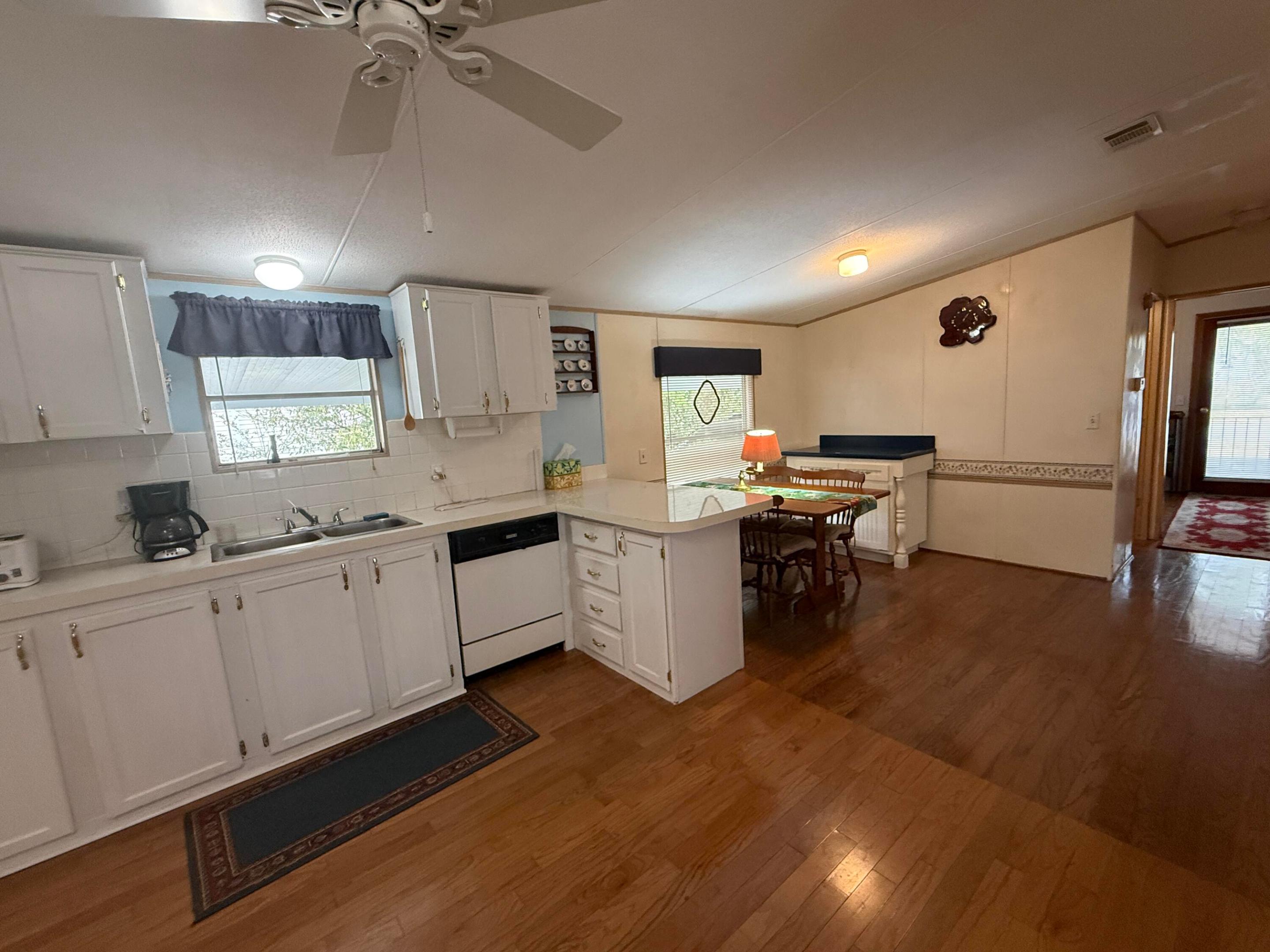 RIDGEWAY - Residential