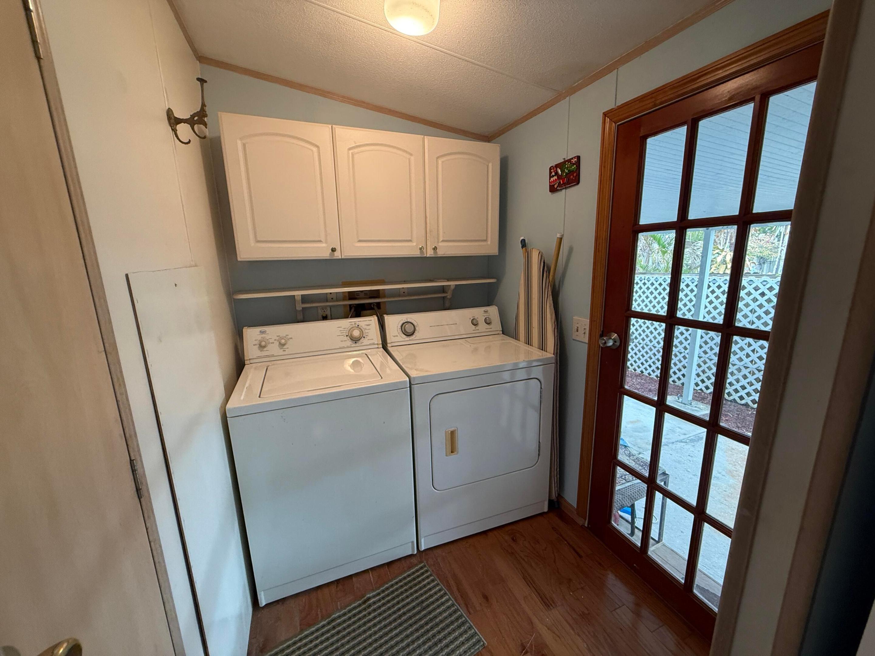 RIDGEWAY - Residential