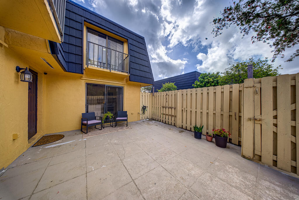 WOODLANDS OF PALM SPRINGS - Residential