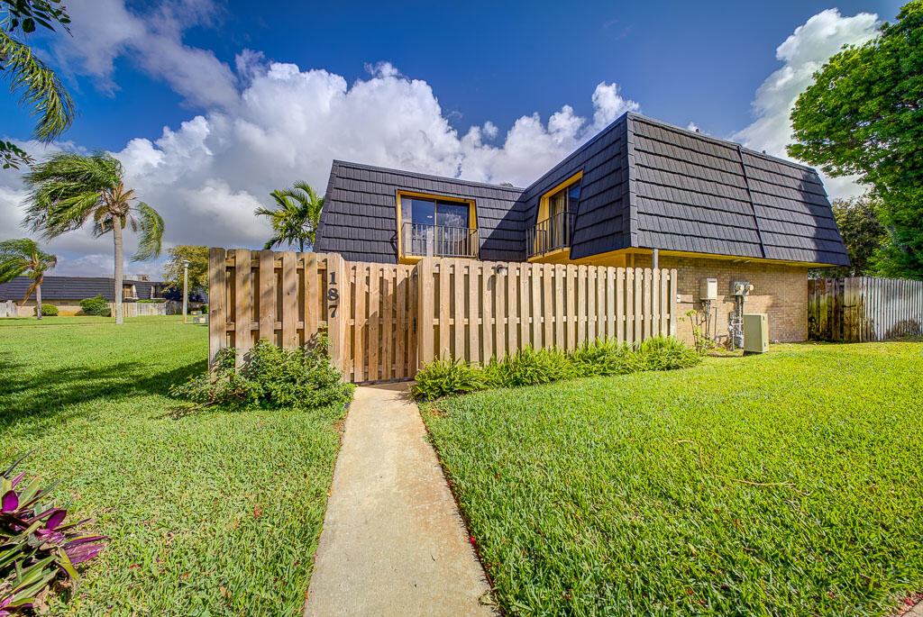 WOODLANDS OF PALM SPRINGS - Residential