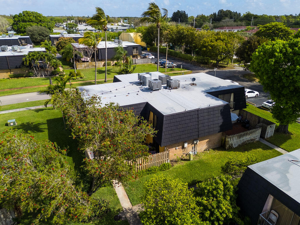 WOODLANDS OF PALM SPRINGS - Residential