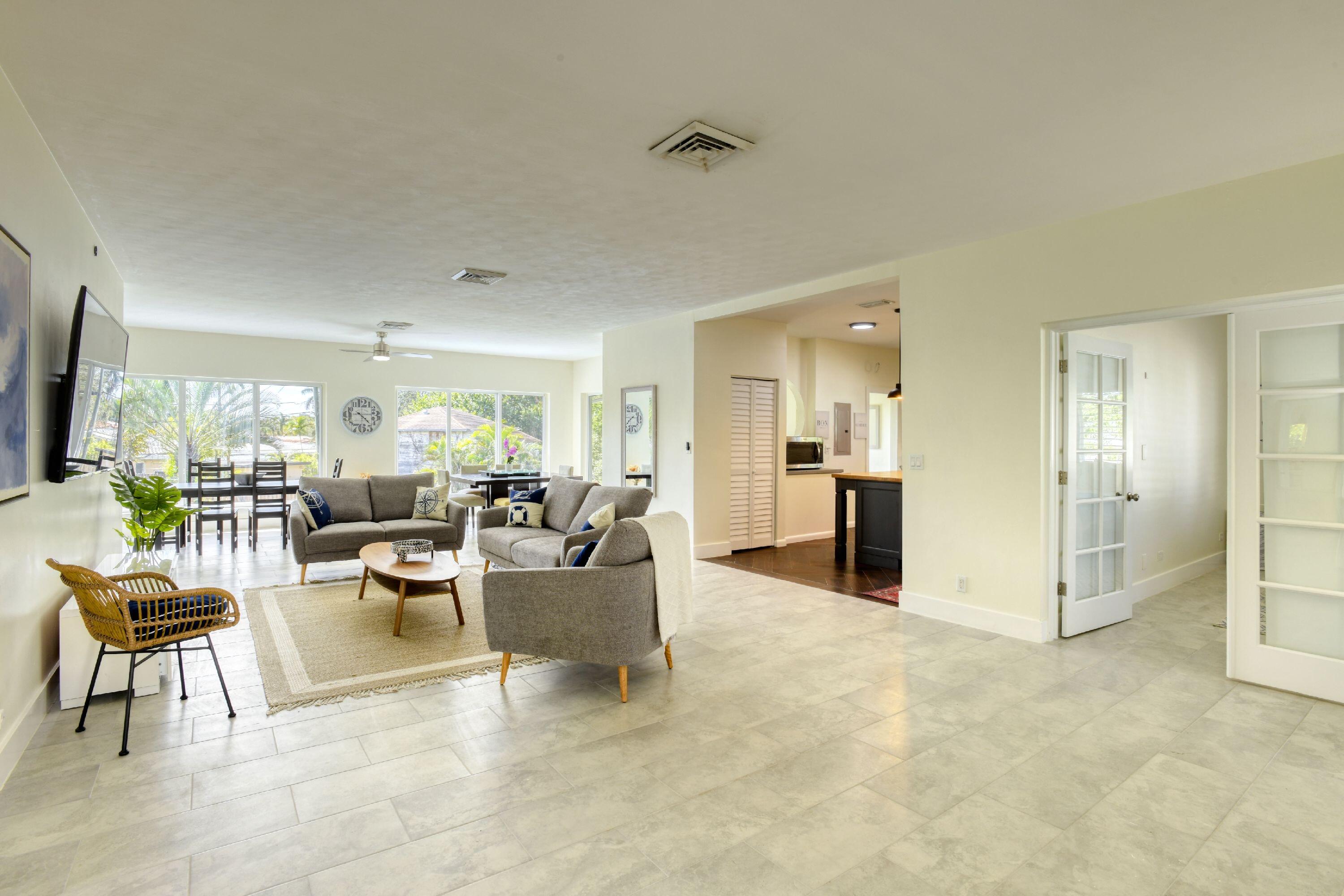 600 SW 12th Street
