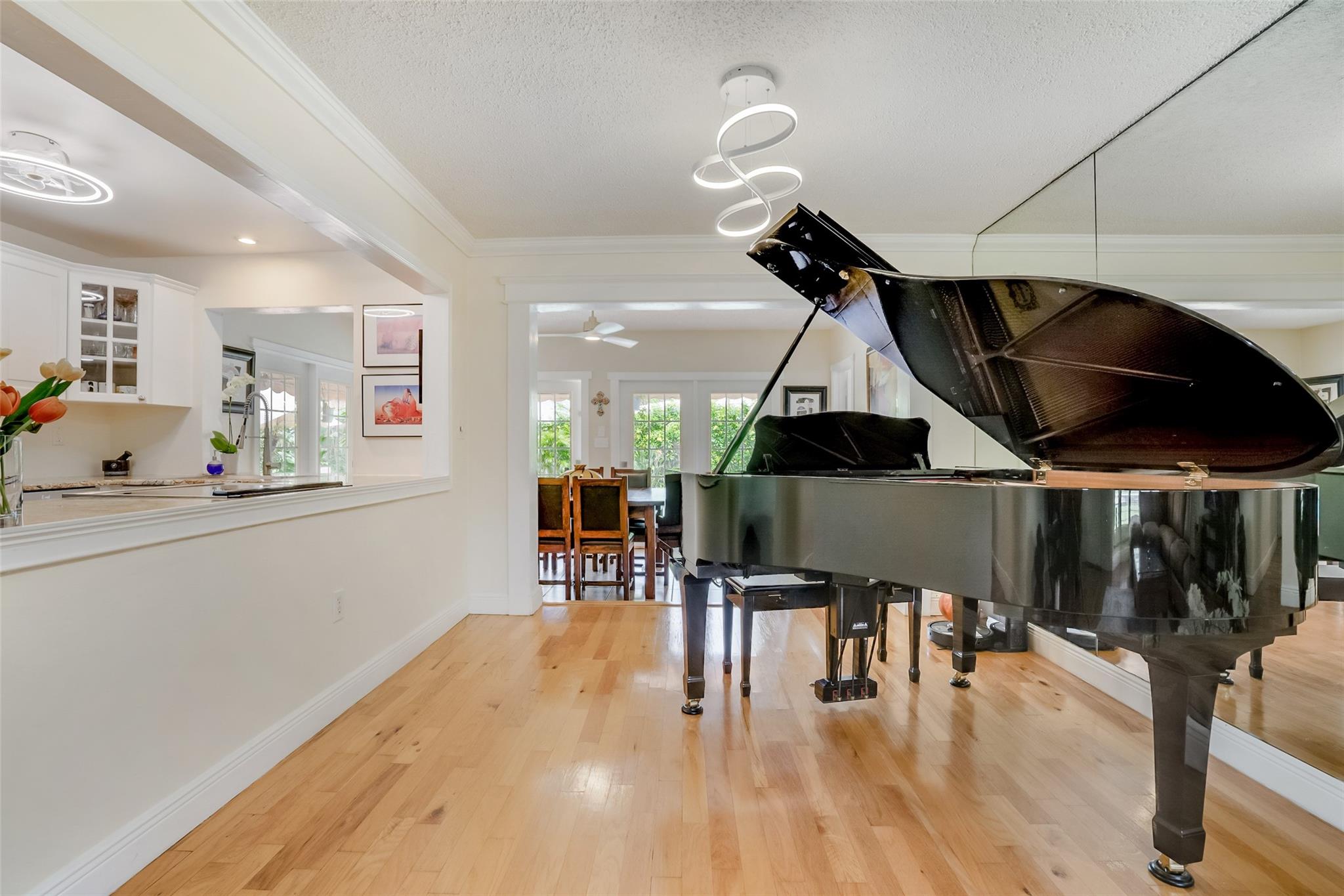 241 SW 13th St