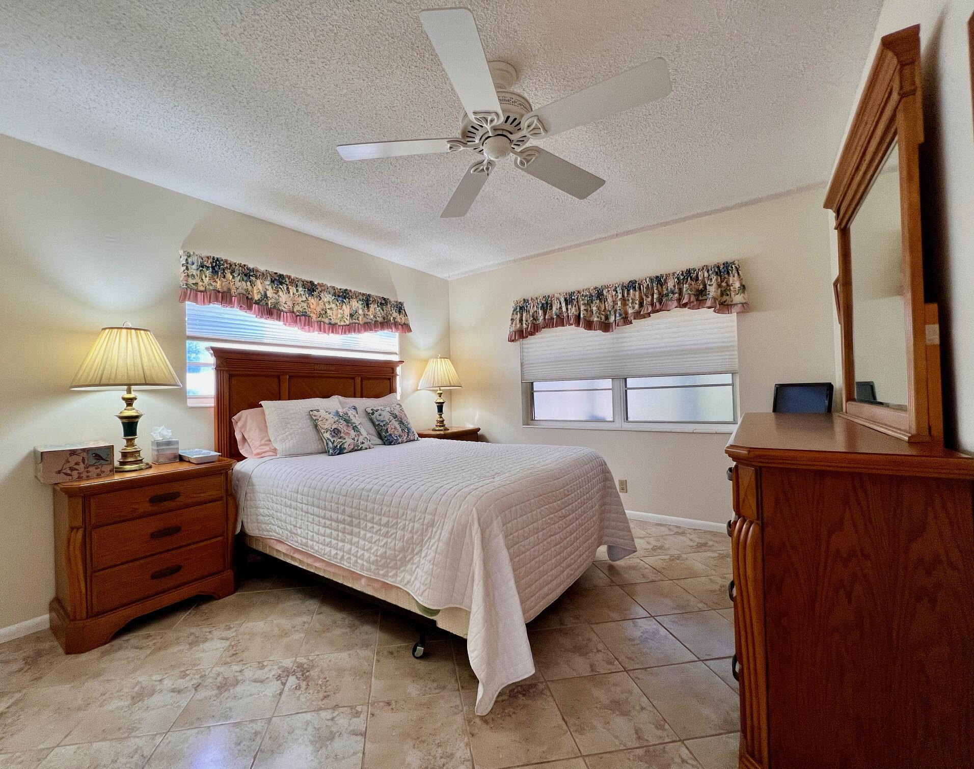 CENTURY VILLAGE - BEDFORD - Residential