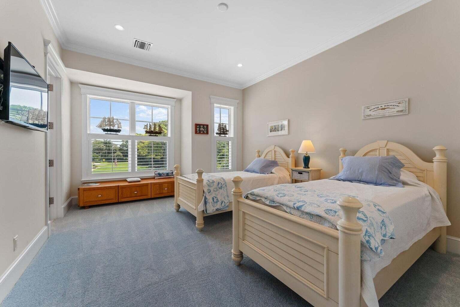 S/D OF 35-40-42, GOV LTS - Residential