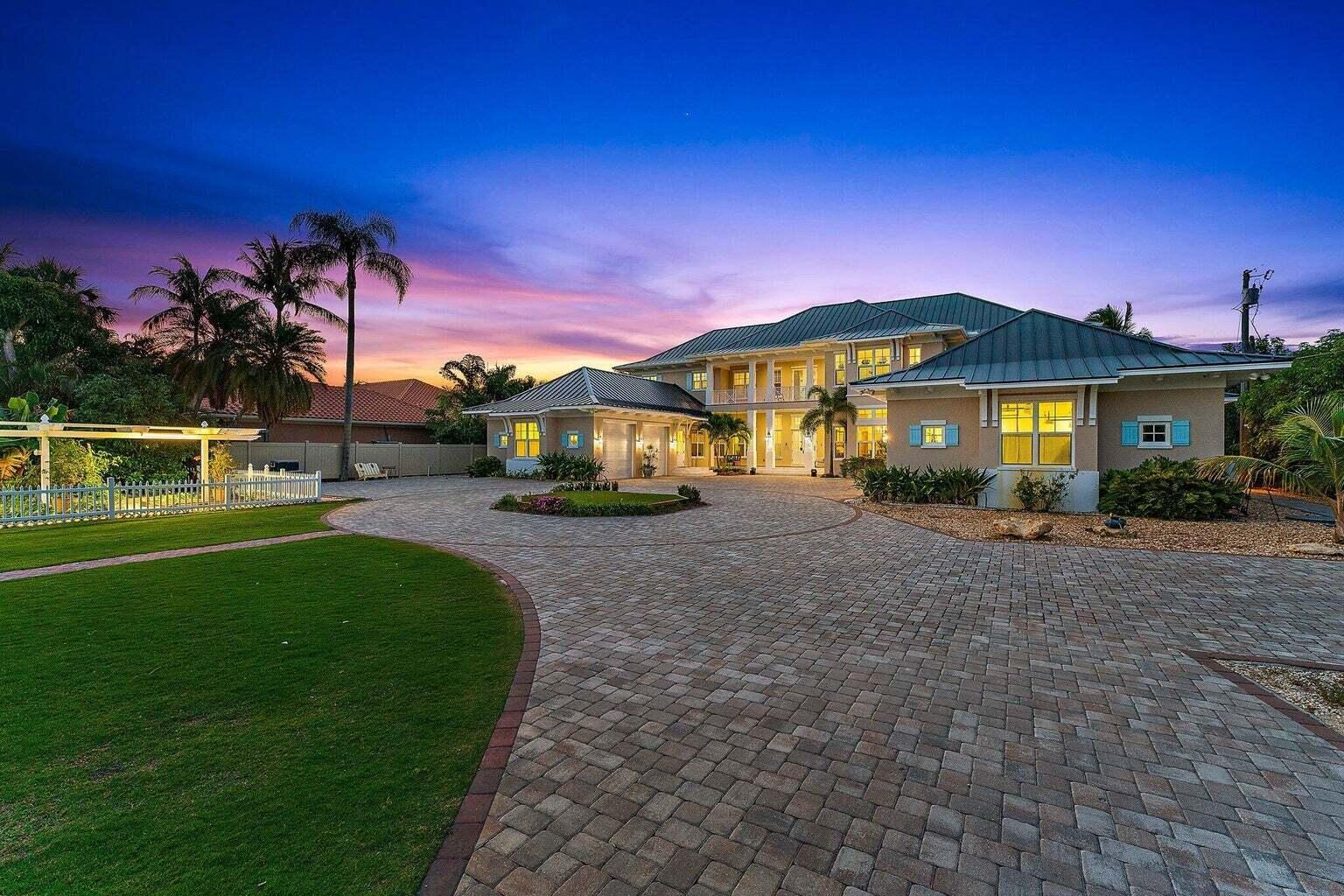 S/D OF 35-40-42, GOV LTS - Residential