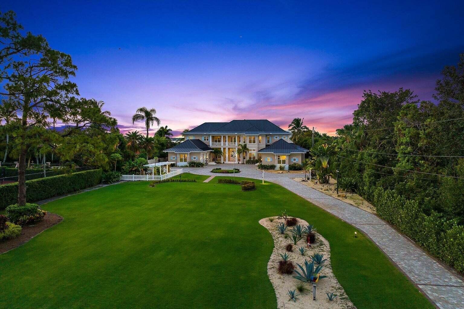 S/D OF 35-40-42, GOV LTS - Residential