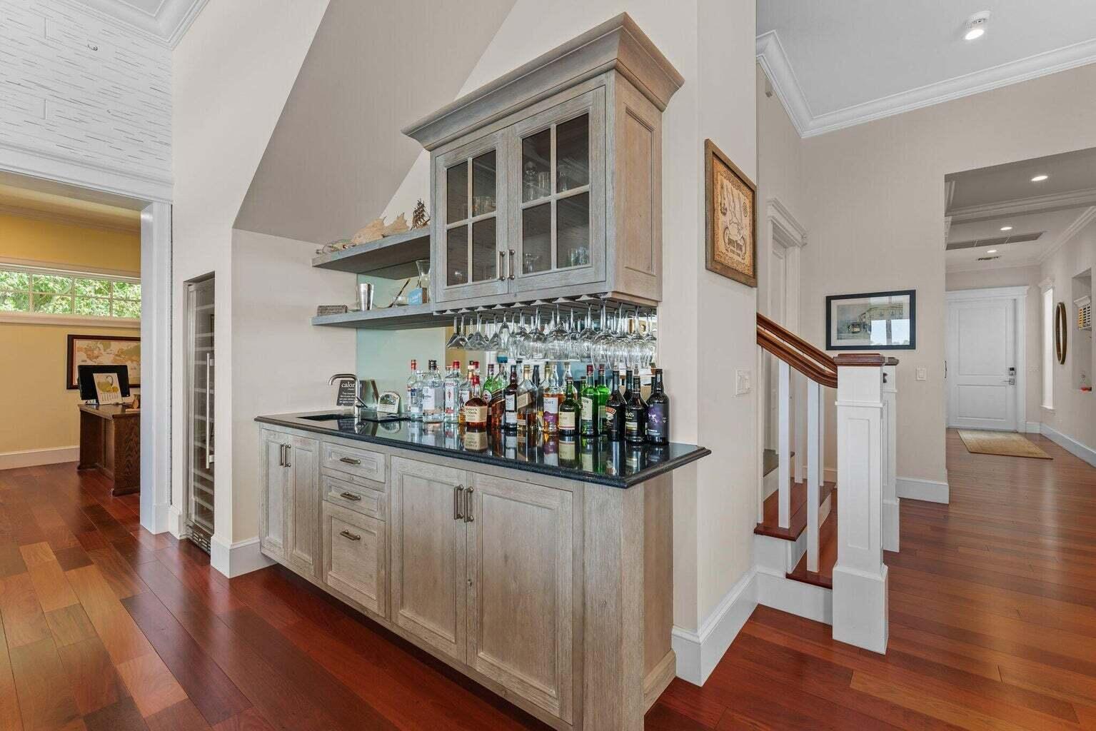 S/D OF 35-40-42, GOV LTS - Residential