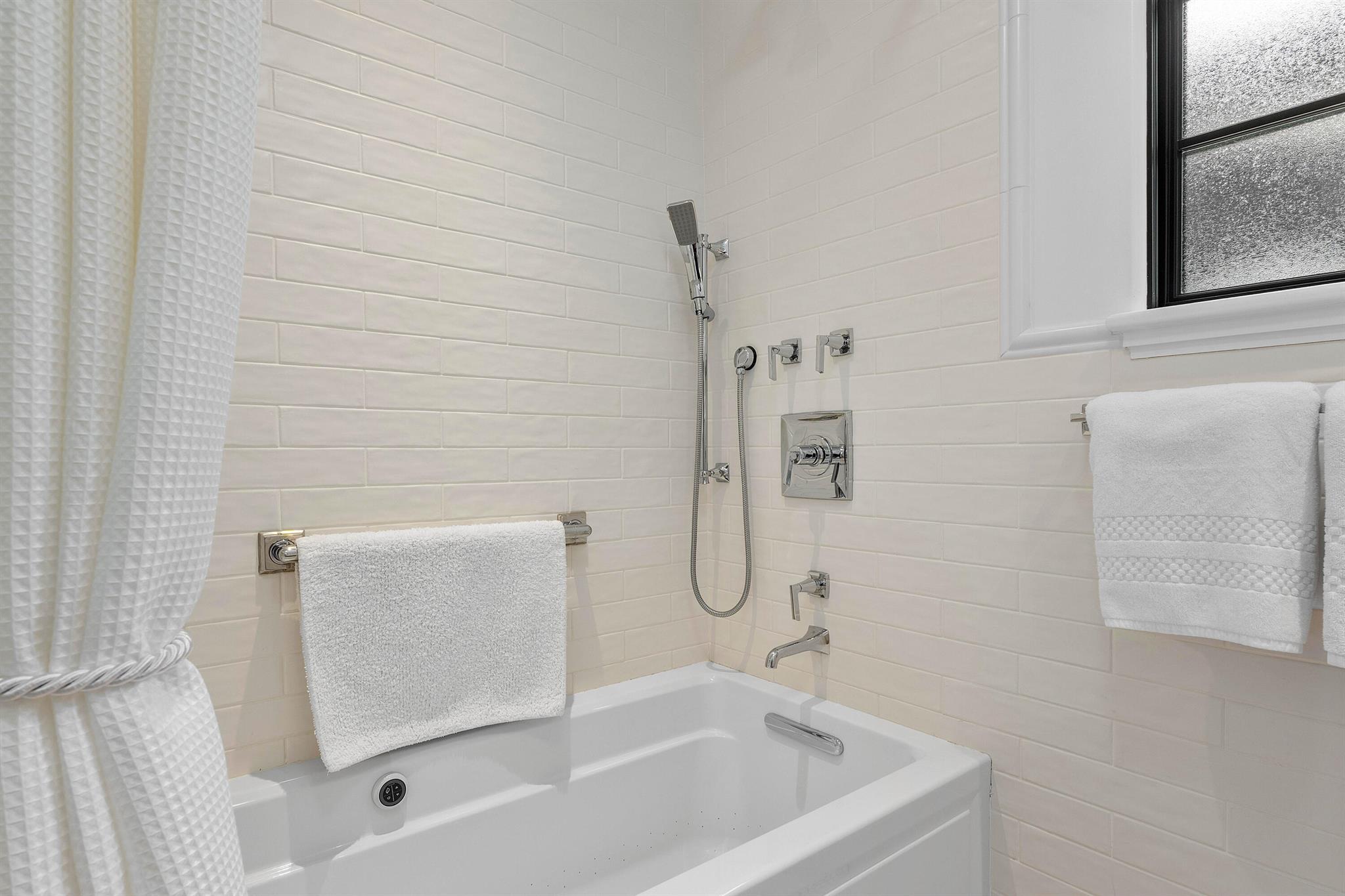 ROYAL PARK ADD TO P B IN - Residential