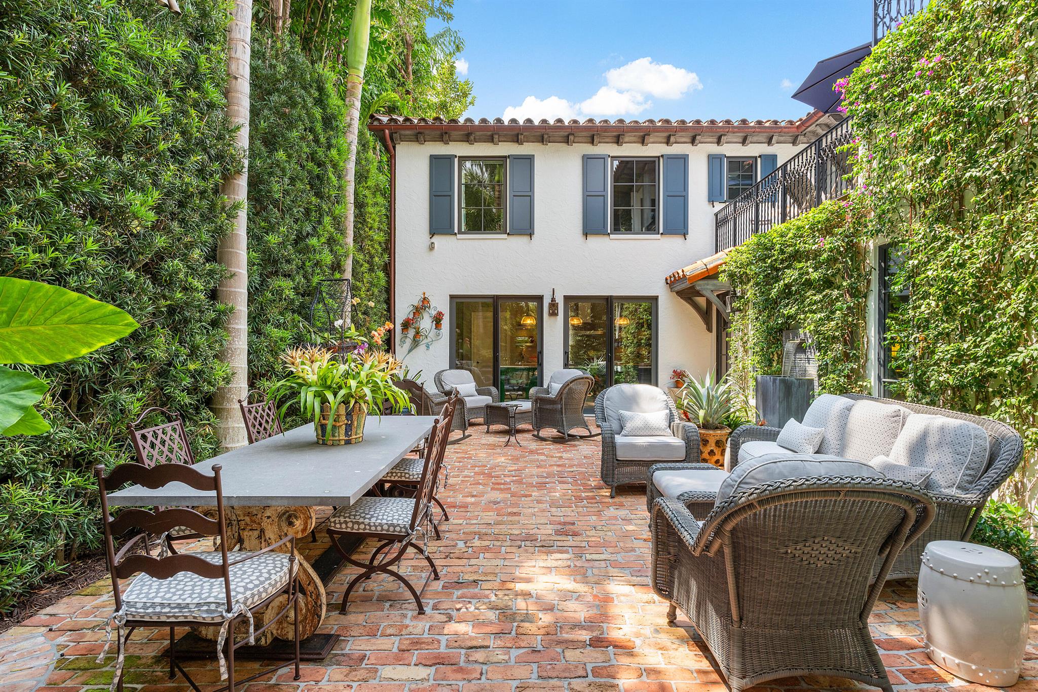 ROYAL PARK ADD TO P B IN - Residential