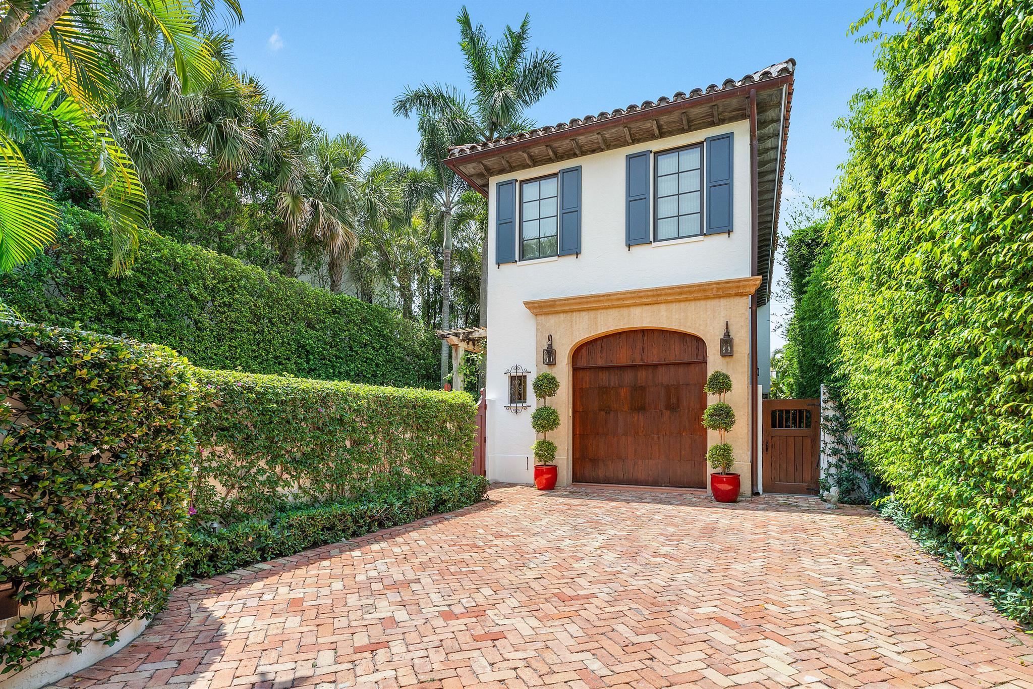 ROYAL PARK ADD TO P B IN - Residential