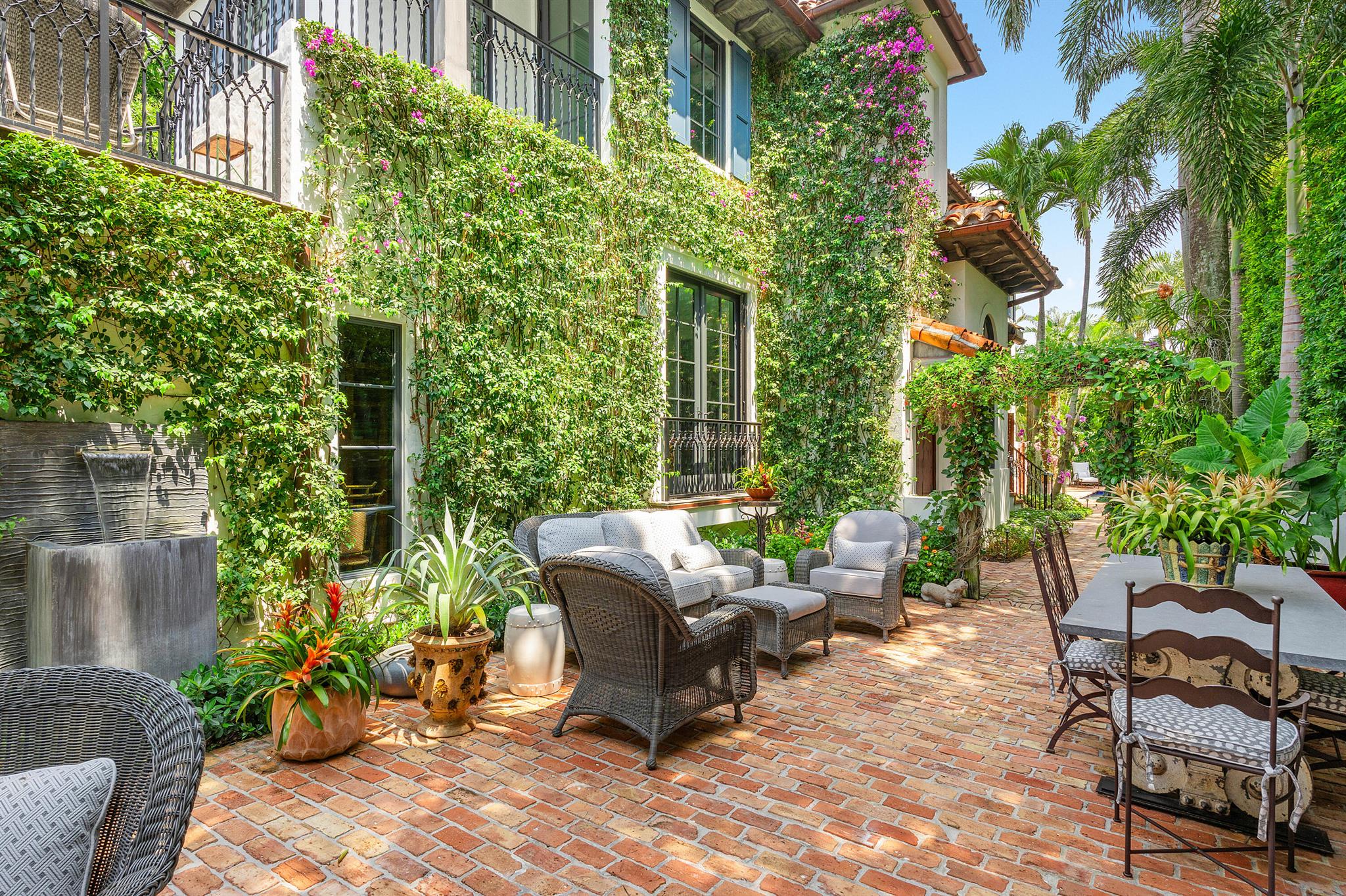 ROYAL PARK ADD TO P B IN - Residential