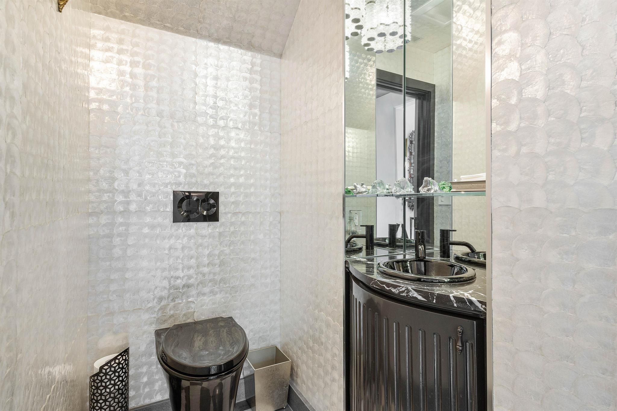 ROYAL PARK ADD TO P B IN - Residential