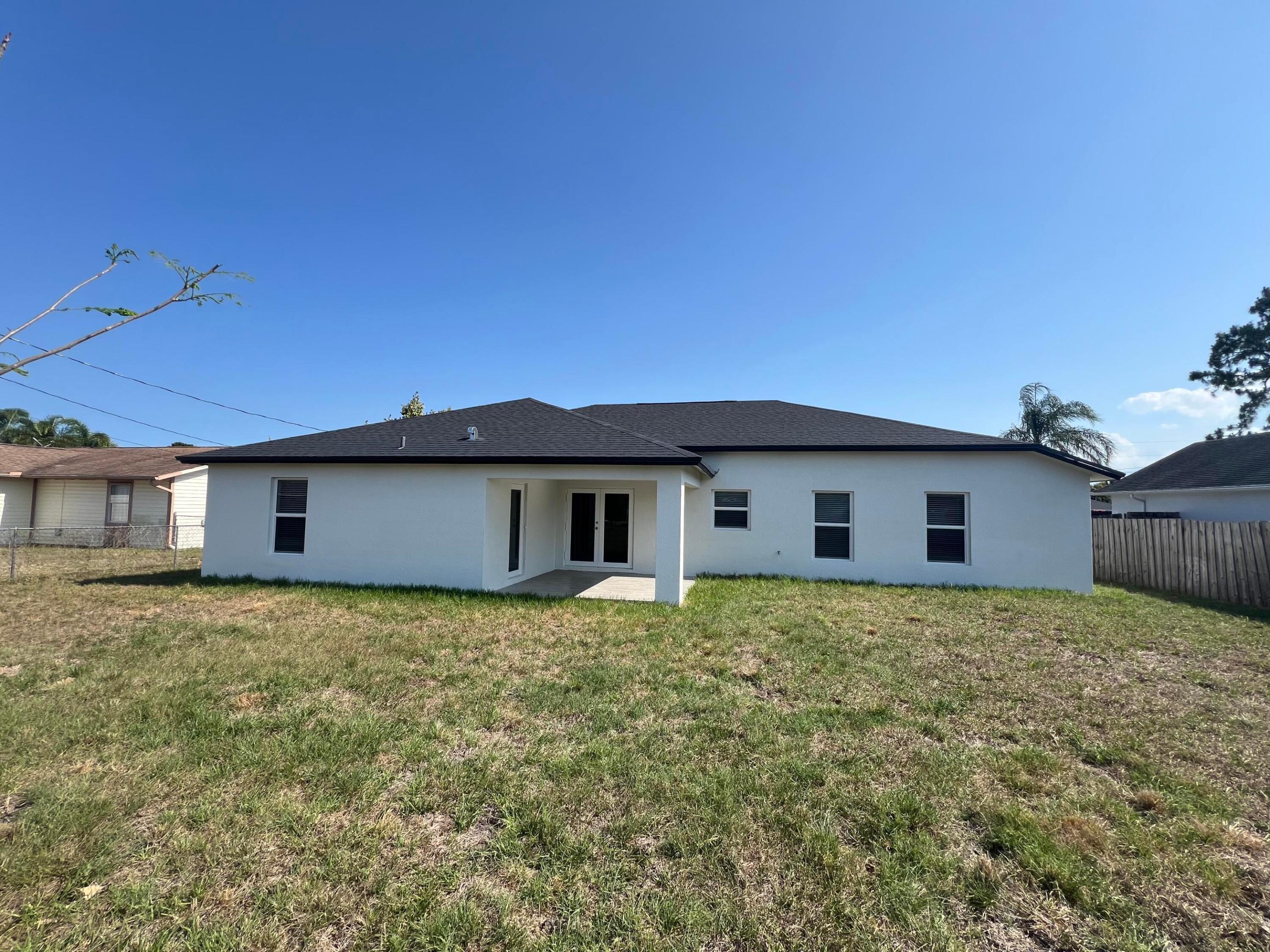 PORT ST LUCIE SECTION 16 - Residential Lease
