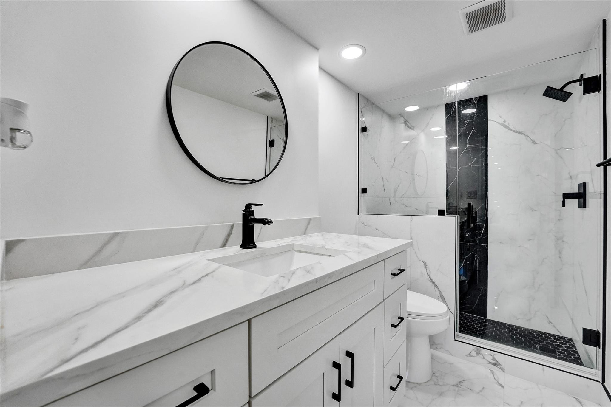 HOLLYBROOK GOLF AND TENNI - Residential