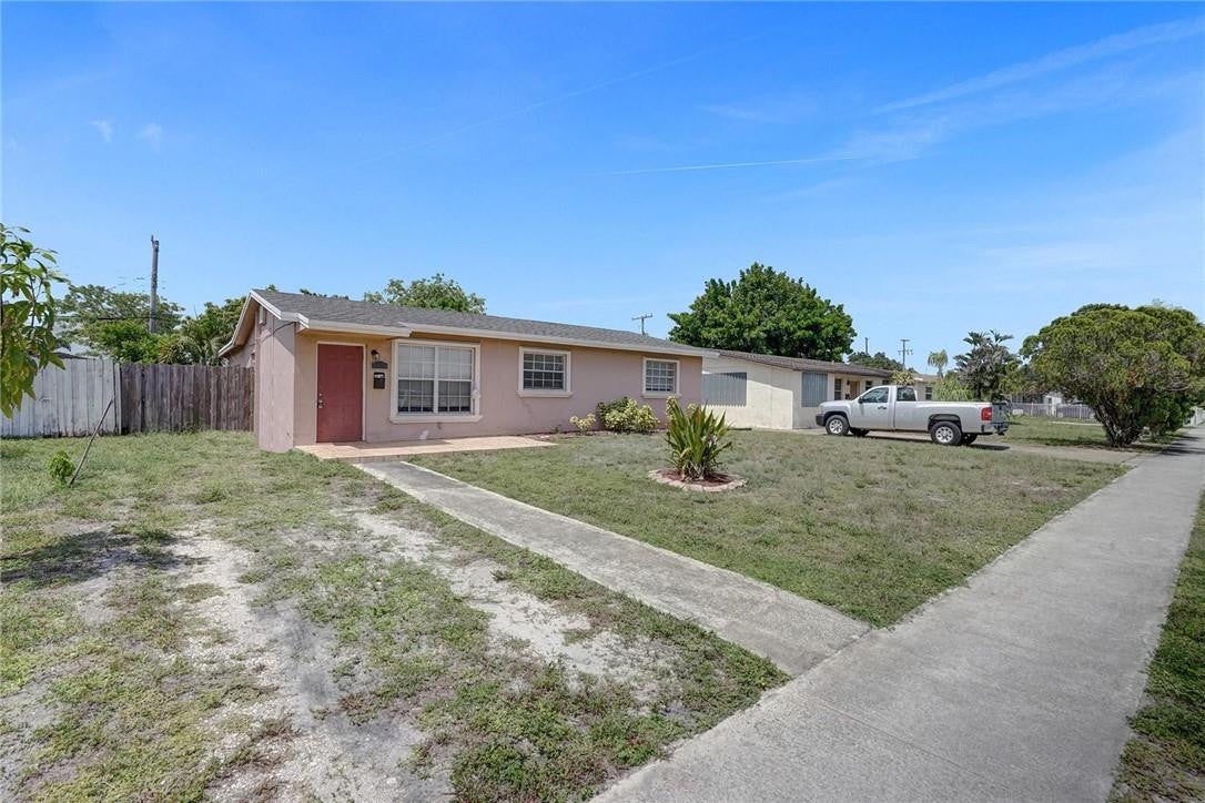 7741 NW 33RD Street
