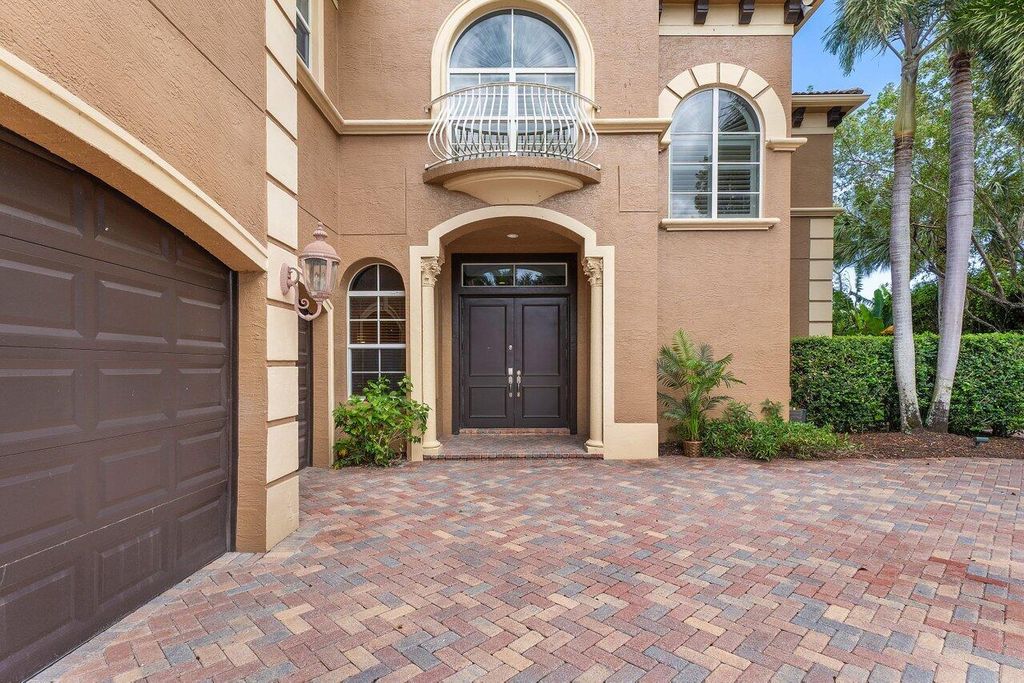 Photo of 6356 D'Orsay Court, Delray Beach, FL 33484 (MLS # R10973125)