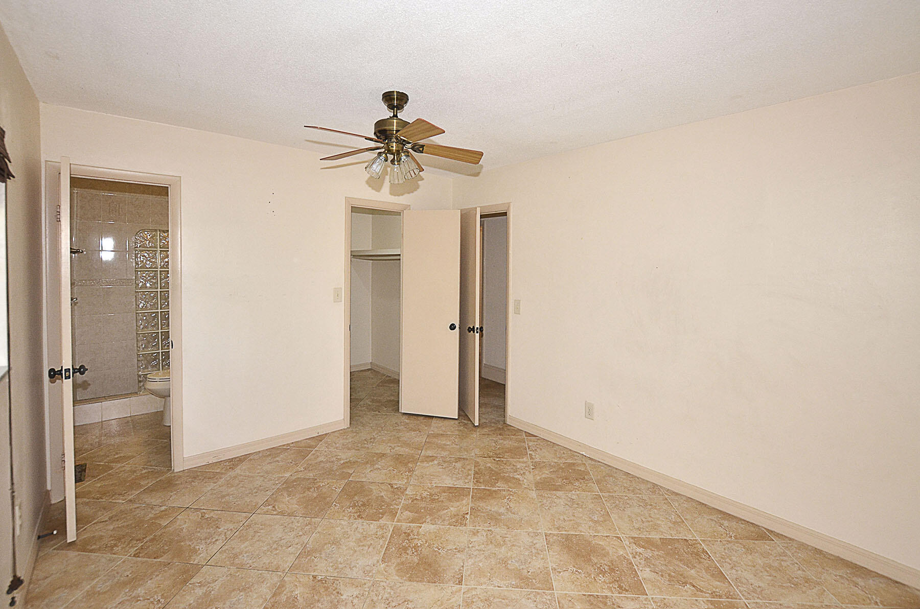 RIVER PARK - Residential