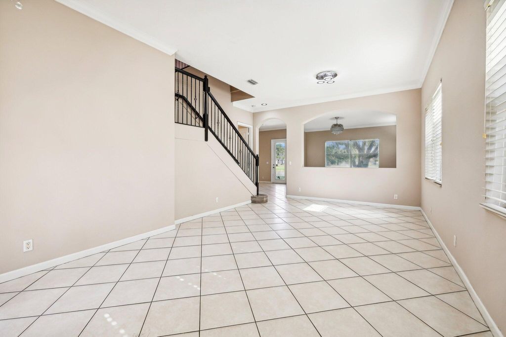 Photo of 7174 Ivy Crossing Lane, Boynton Beach, FL 33436 (MLS # R11117957)
