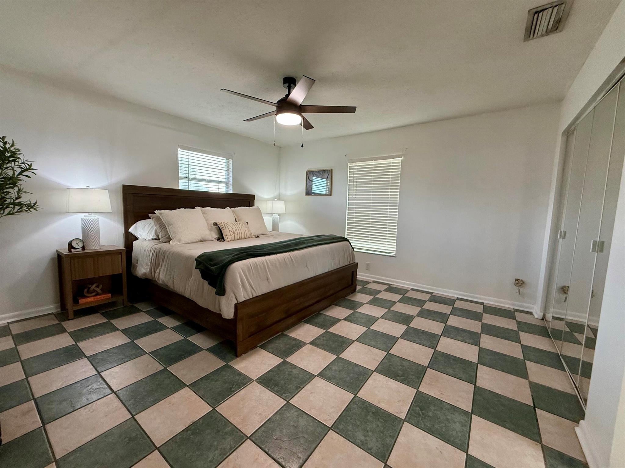 PARK ELOISE IN - Residential