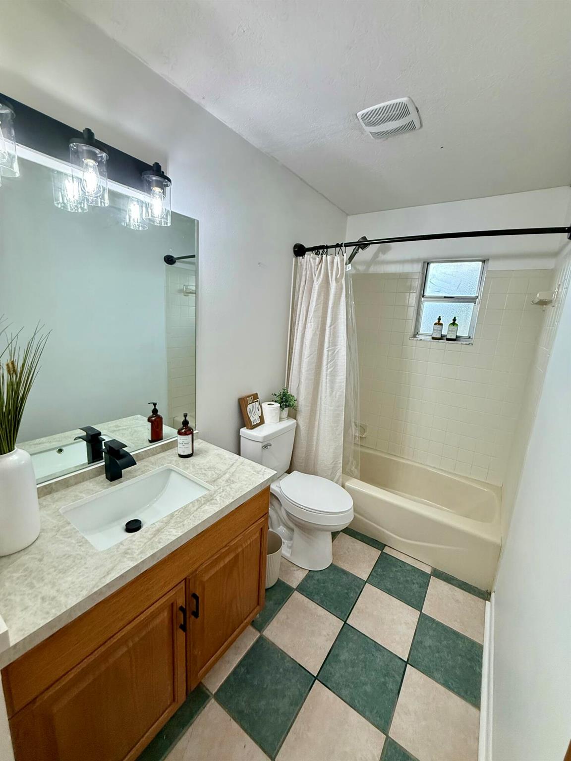 PARK ELOISE IN - Residential