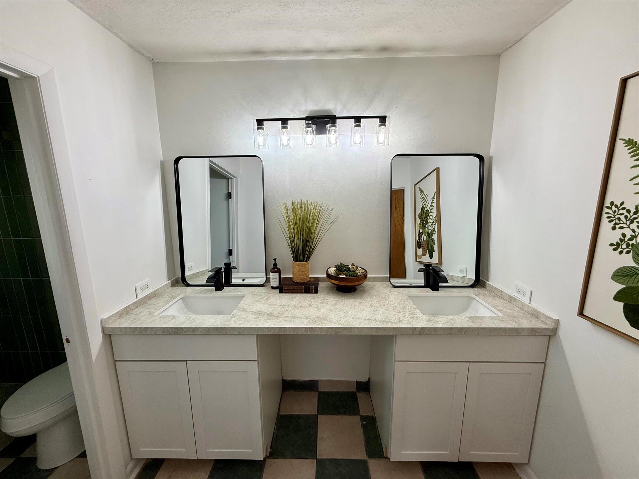 PARK ELOISE IN - Residential